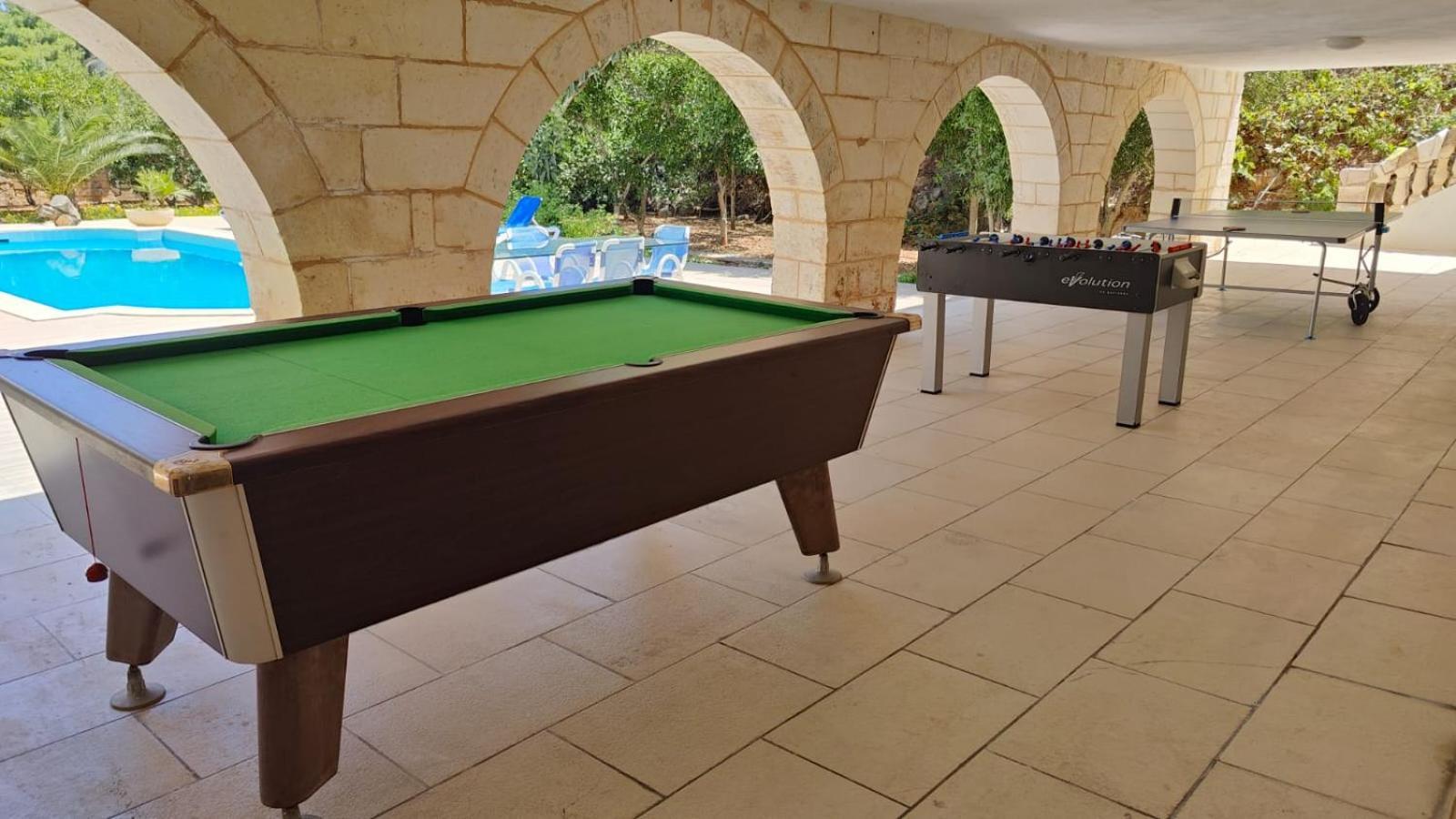 Stunning Villa With Pool, Table Tennis, Table Soccer And A Pool Table Naxxar Екстериор снимка